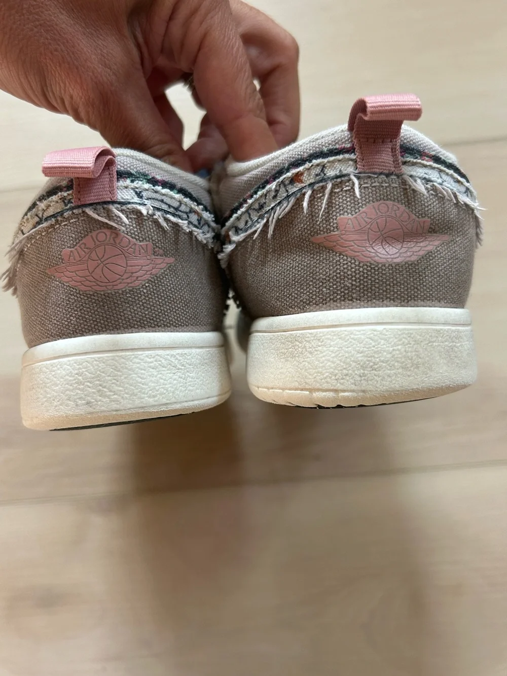 Girls Jordan low floral shoes - 3y